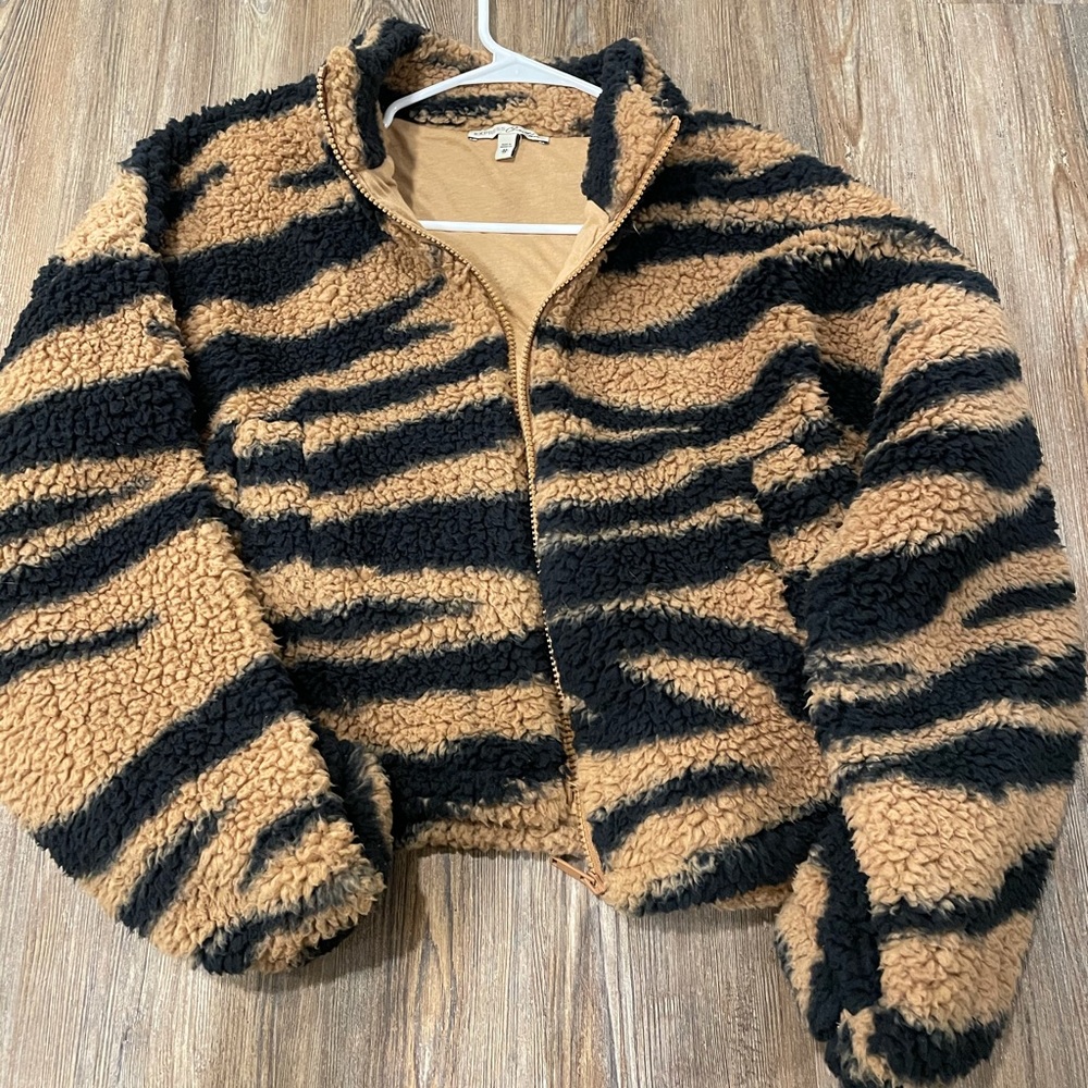 Express Sherpa Jacket - Picture 1 of 1